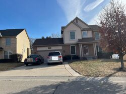 Pre-foreclosure in  ROSELINDA DR Livonia, MI 48150