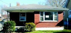 Pre-foreclosure in  LONSDALE AVE Louisville, KY 40215