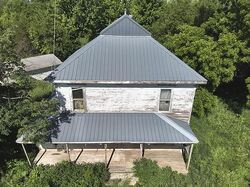 Pre-foreclosure in  J AVE Scranton, IA 51462