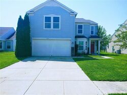 Pre-foreclosure in  HEMLOCK ST Whiteland, IN 46184