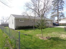 Pre-foreclosure in  VIGO DR Clayton, IN 46118