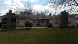 Pre-foreclosure in  BIRCHDALE DR Fort Wayne, IN 46815