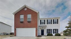 Pre-foreclosure in  MAPLE RUN DR Sheridan, IN 46069