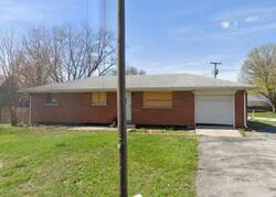 Pre-foreclosure in  MASON BLVD Marion, IN 46953