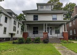  S 6th St, Springfield IL