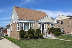 Pre-foreclosure in  PORTSMOUTH AVE Westchester, IL 60154