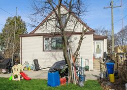 Pre-foreclosure in  W NELSON ST Chicago, IL 60641