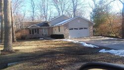 Pre-foreclosure in  TALLADEGA DR SW Poplar Grove, IL 61065