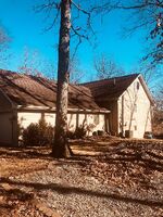 Pre-foreclosure in  CLEAR SKIES DR Shipman, IL 62685