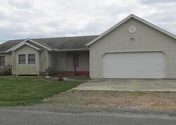  Benton St, Mount Olive IL