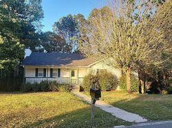 Pre-foreclosure in  MILL POND CT Jasper, GA 30143