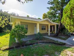 Pre-foreclosure in  DUNDAS CT Fort Pierce, FL 34950