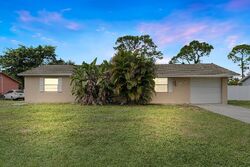 Pre-foreclosure in  SE FLORESTA DR Port Saint Lucie, FL 34983