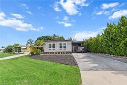  Duchess Ln, Bonita Springs FL