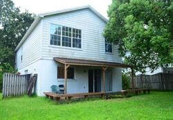 Pre-foreclosure in  FREMANTLE DR Palm Harbor, FL 34684