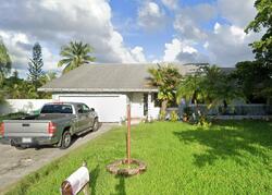 Pre-foreclosure in  SW 163RD CT Homestead, FL 33033