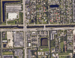 Pre-foreclosure in  WINDMILL LN Fort Lauderdale, FL 33328