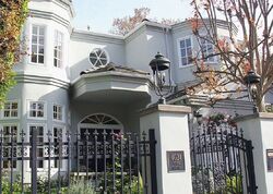 Pre-foreclosure in  STONE CANYON AVE Sherman Oaks, CA 91403