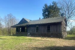 Pre-foreclosure in  DAUGHERTY HILL RD Conway, AR 72032