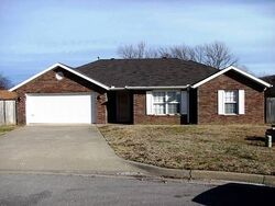 Pre-foreclosure in  RIVENDALE DR West Fork, AR 72774