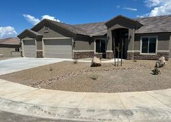 Pre-foreclosure in  SPUR CROSS ST Kingman, AZ 86401