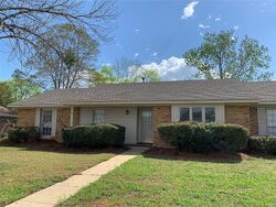 Pre-foreclosure in  HEATHERTON DR Montgomery, AL 36106