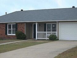 Pre-foreclosure in  GENTRY DR Tuscaloosa, AL 35405