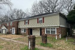 Pre-foreclosure in  S MENDENHALL RD Memphis, TN 38115