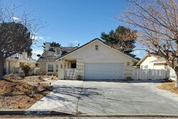 Pre-foreclosure in  WILDFLOWER LN Helendale, CA 92342
