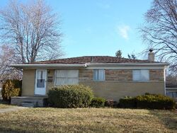Pre-foreclosure in  FRANCIS ST Saint Clair Shores, MI 48082