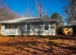 Pre-foreclosure in  MCELHANEY RD Century, FL 32535