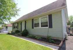Pre-foreclosure in  PEMBROKE RD SW Poplar Grove, IL 61065