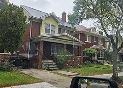 Pre-foreclosure in  HAZELWOOD ST Detroit, MI 48206