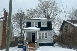 Pre-foreclosure in  GREYDALE AVE Detroit, MI 48219
