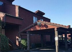 Pre-foreclosure in  S 216TH ST D Seattle, WA 98198