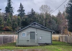 Pre-foreclosure in  S 7TH ST Mount Vernon, WA 98273