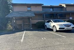 Pre-foreclosure in  57TH AVE S UNIT D204 Seattle, WA 98178