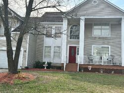 Pre-foreclosure in  PROSPECT DR Chesapeake, VA 23322