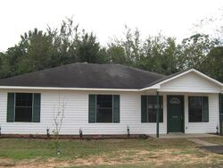 Pre-foreclosure Listing in EDGEWATER DR FRANKSTON, TX 75763