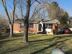 Pre-foreclosure in  E ELM ST Ashland City, TN 37015