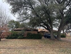 Pre-foreclosure in  LIMESTONE TRL Fort Worth, TX 76134