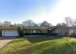 Pre-foreclosure in  SELKIRK DR W Fort Worth, TX 76109