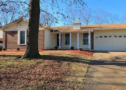 Pre-foreclosure in  MATLOCK DR Florissant, MO 63031