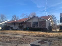  Justice Ct, Florissant MO