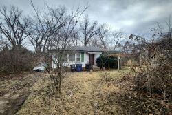 Pre-foreclosure in  MARLIN DR Saint Louis, MO 63121