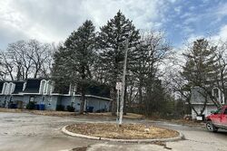 Pre-foreclosure in  30TH AVENUE CT  Moline, IL 61265