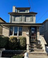 Pre-foreclosure in  LATIMER AVE Staten Island, NY 10314
