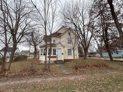  E Chestnut St, Canton IL