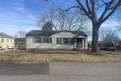 Pre-foreclosure in  OHIO AVE Troy, OH 45373