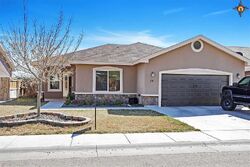 Pre-foreclosure in  ACOMA CT Hobbs, NM 88240